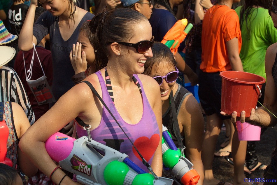 Chiangmai_Songkran_399.jpg